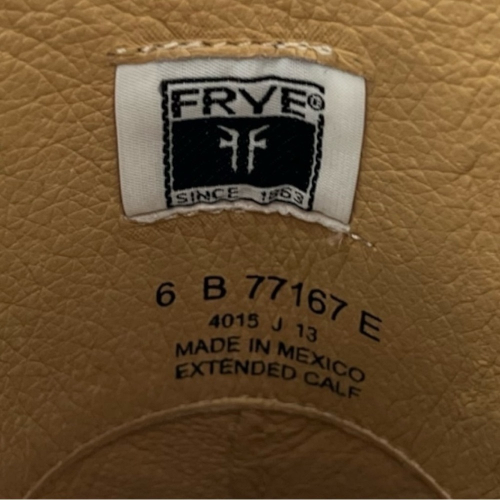 NWT FRYE Melissa Button Equestrian Style Black Leather Boots || Size 6 - Picture 13 of 14